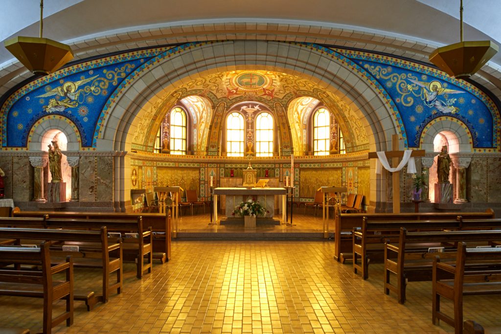 Three Chapels of Sainte Anne De Beaupré Photodialogues